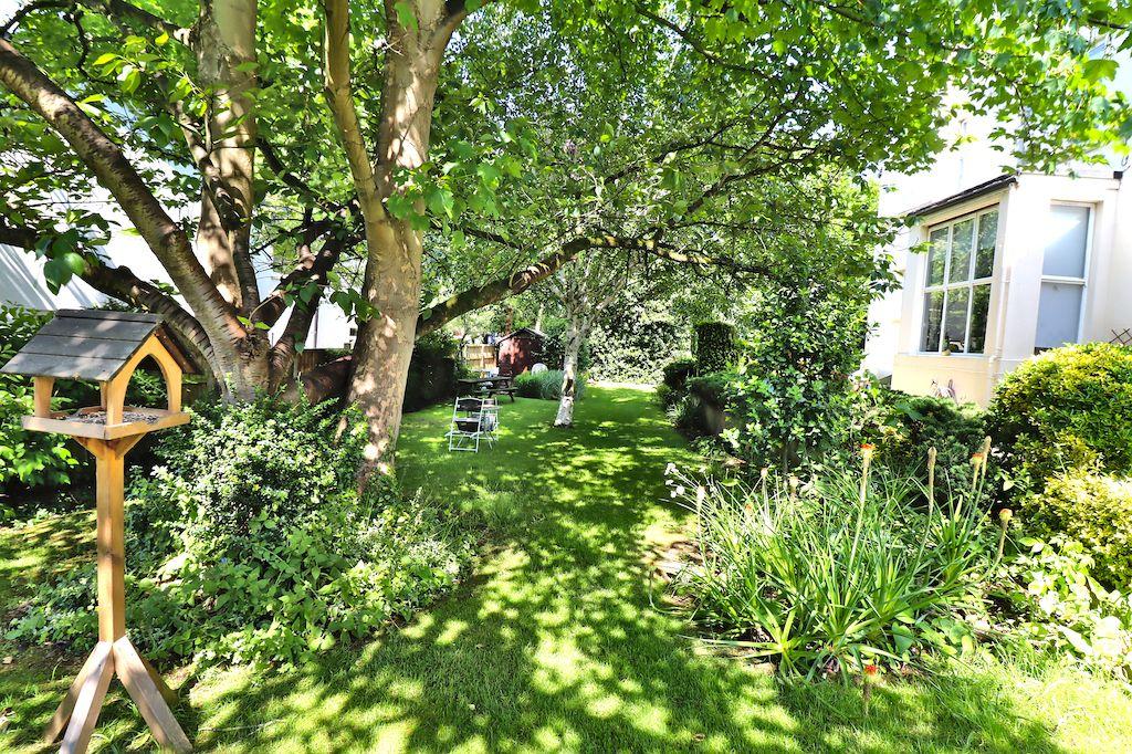 Garden at Side
