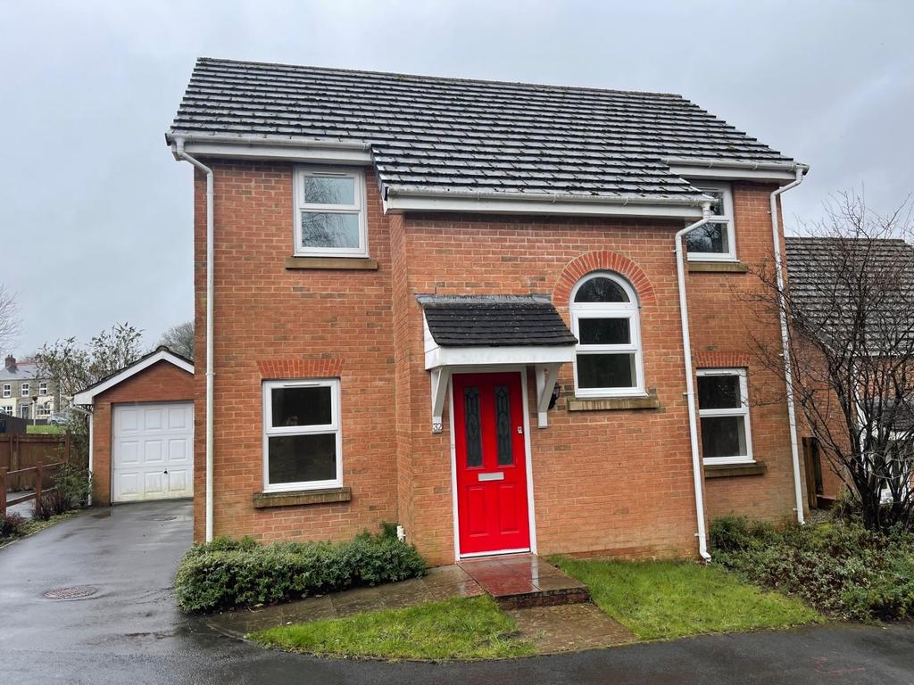 Parc Nant Y Felin, Ammanford SA18 3 bed detached house £750 pcm (£173 pw)
