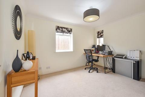 Montroig Rewlands Drive, Winchester, SO22 6PA