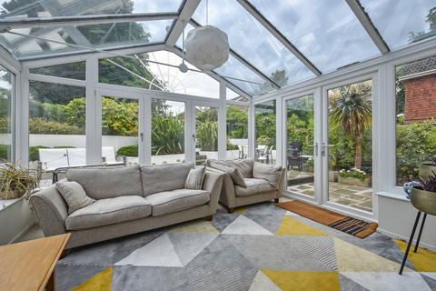 Montroig Rewlands Drive, Winchester, SO22 6PA