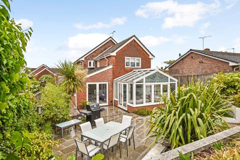 Montroig Rewlands Drive, Winchester, SO22 6PA