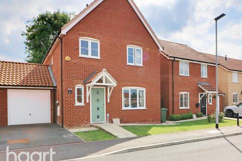 27 Adcock Road, Watton, Thetford, IP25 6NX