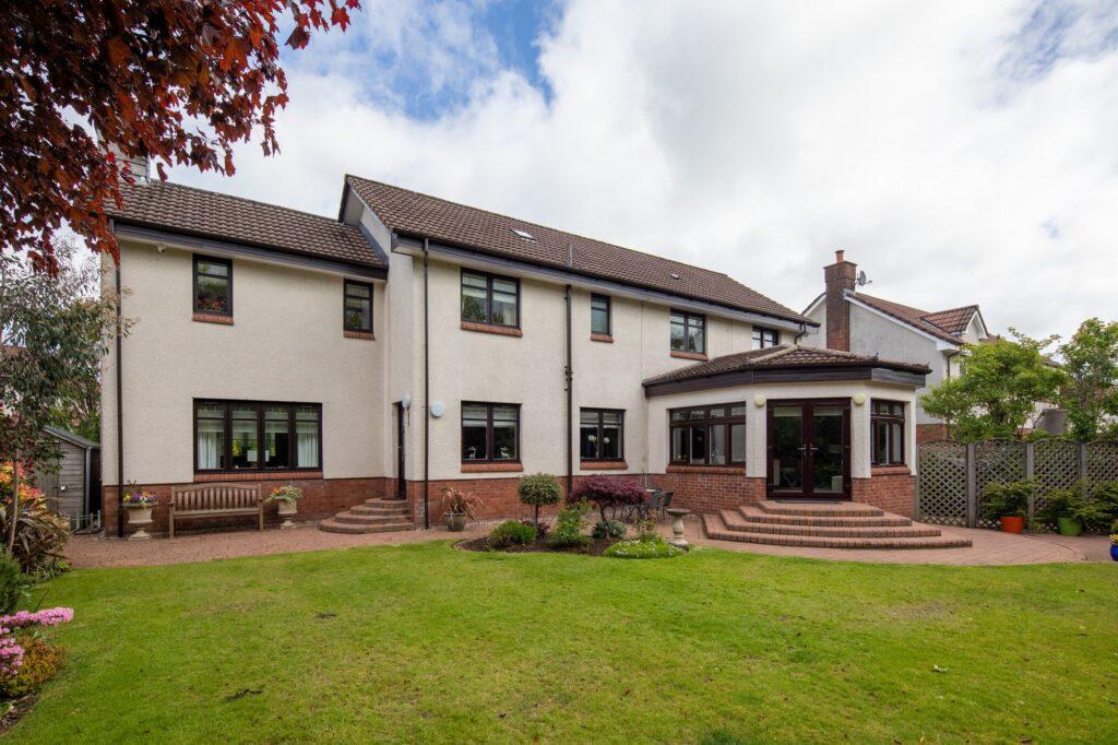 Newton Grove, Newton Mearns 5 bed detached villa £730,000
