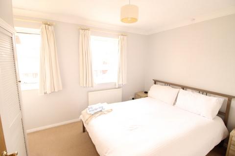 2 bedroom terraced house to rent, Chardstock Close, Exeter