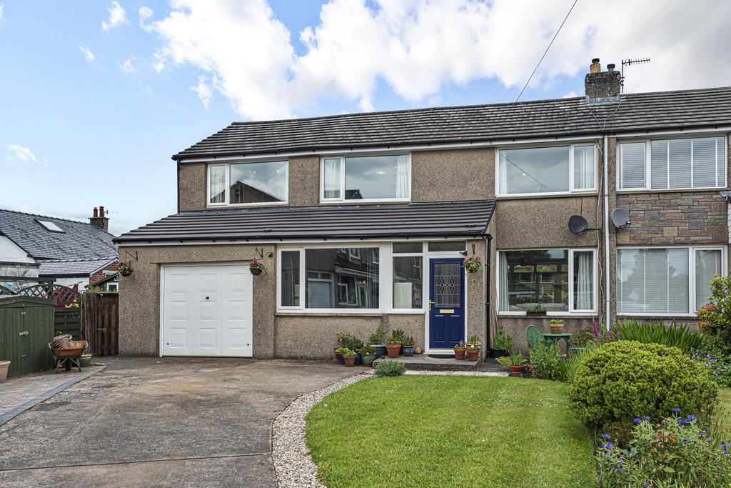 22 Ruskin Close, Kendal, Cumbria, LA9 7LA 5 bed semidetached house for