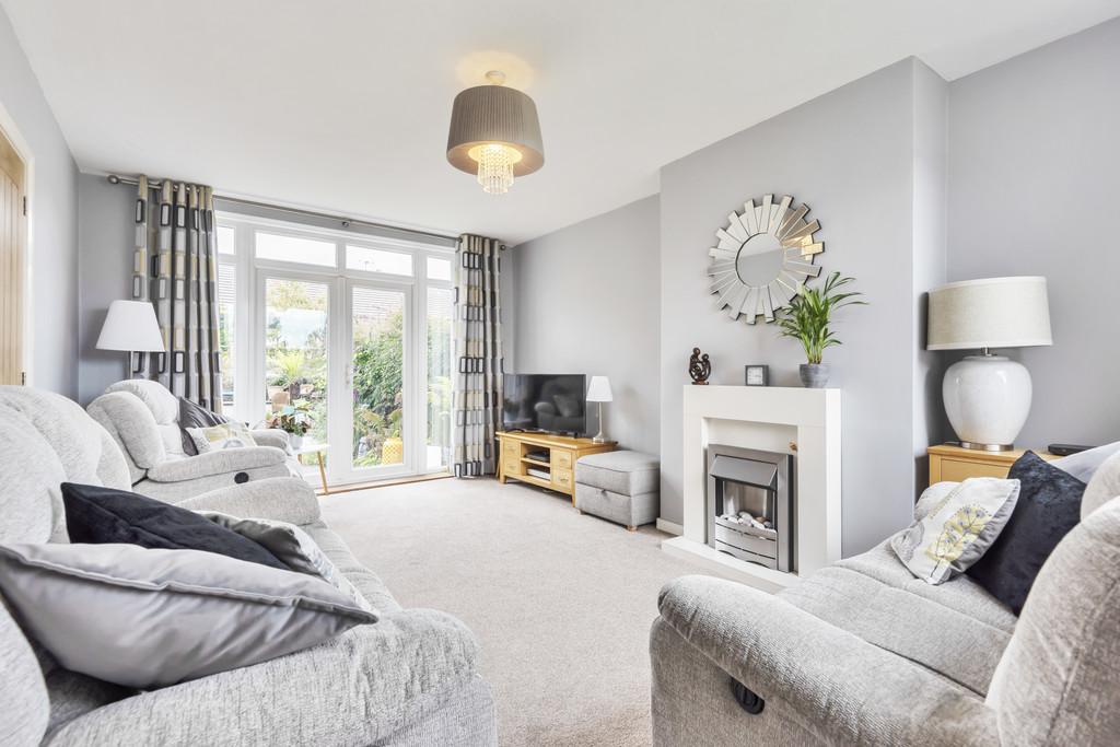 22 Ruskin Close, Kendal, Cumbria, LA9 7LA 5 bed semidetached house for