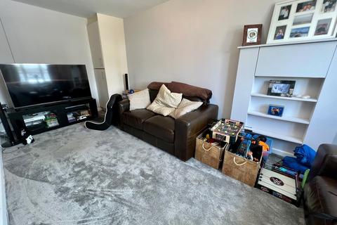 92 Ainsty Road, Wetherby, LS22 7FY