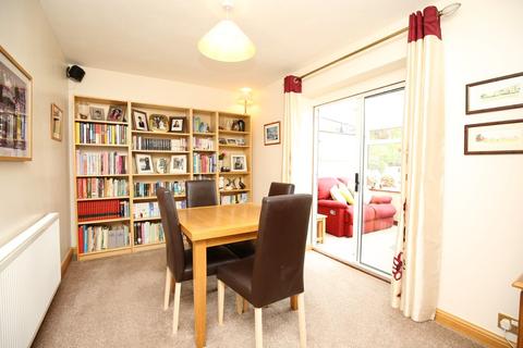 18 Townsend Close, Newton Regis, Tamworth, B79 0NP