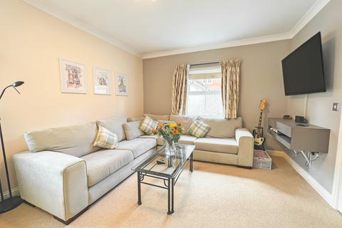 2 bedroom maisonette for sale - Hebden Close, Swindon