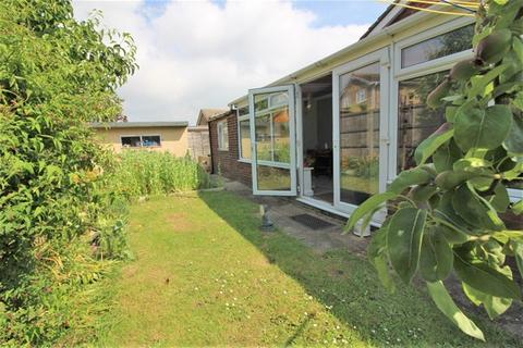 3 bedroom detached bungalow for sale - Grenfell Avenue, Holland on Sea, Clacton on Sea