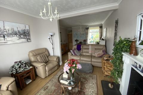 82 Carmarthen Road, Cross Hands, Llanelli, SA14 6SU