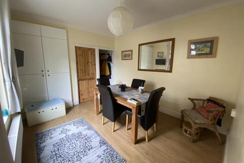 82 Carmarthen Road, Cross Hands, Llanelli, SA14 6SU