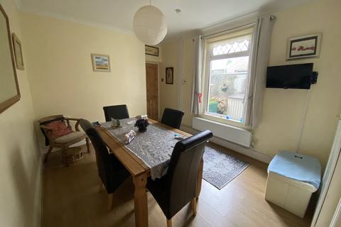 82 Carmarthen Road, Cross Hands, Llanelli, SA14 6SU
