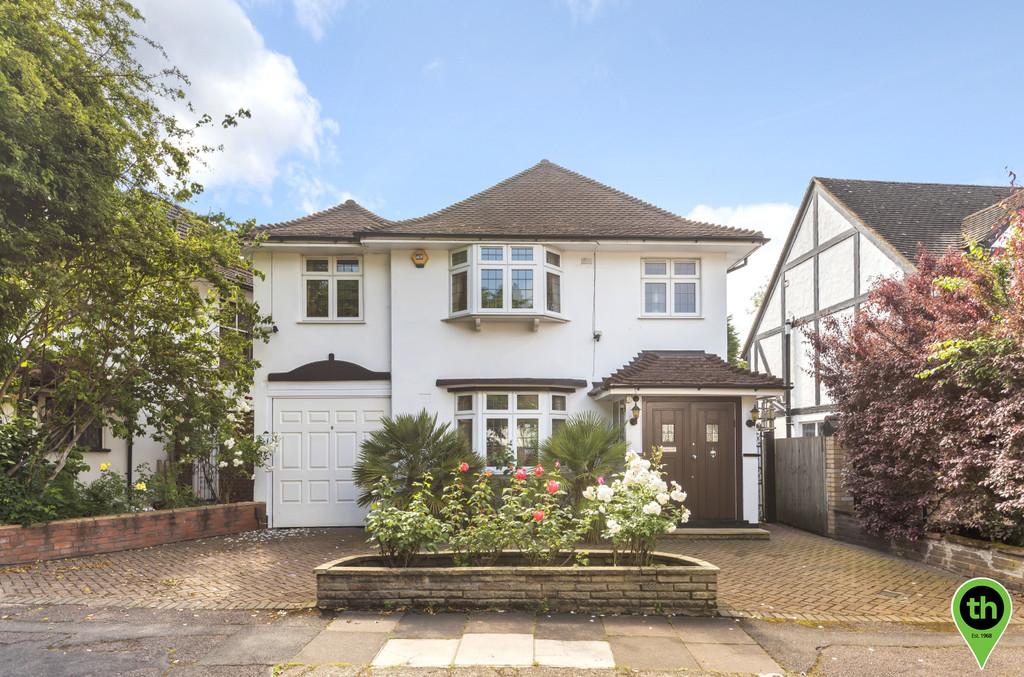 Cavendish Drive, Edgware 3 bed detached house £900,000