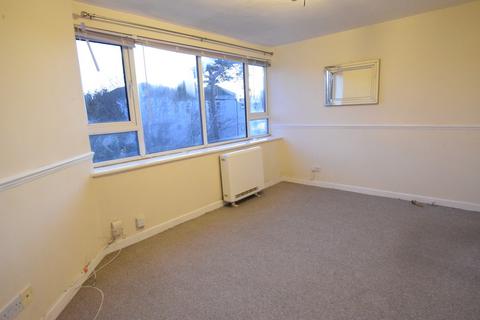 2 bedroom flat to rent, Seaford Court, 14 Argyll Road