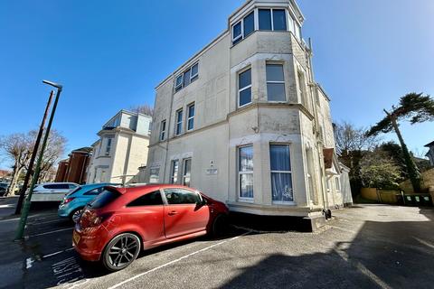 2 bedroom flat to rent, Seaford Court, 14 Argyll Road