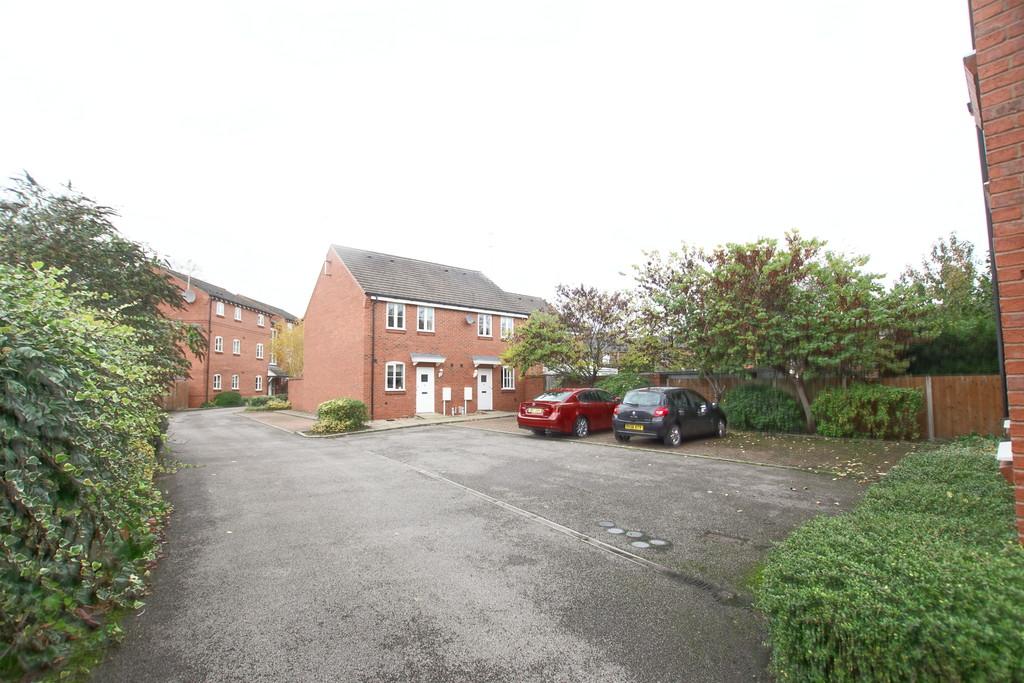 Coach House Mews, Coventry Road, WARWICK 2 Bed End Of Terrace House - £ ...