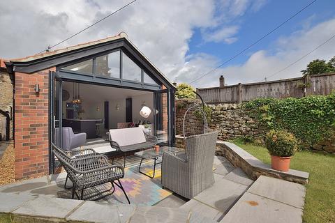 4 bedroom cottage for sale, High Street, Gilling West