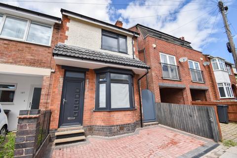 3 bedroom semi-detached house for sale - Queens Road, Leicester