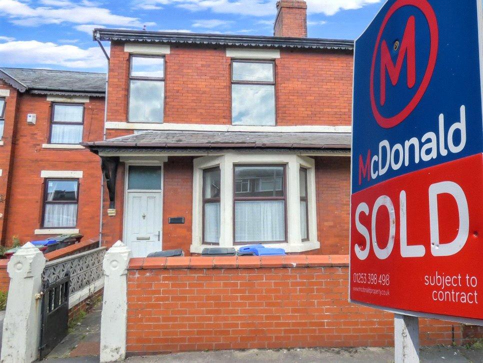 Blackpool Road, Bispham, Blackpool 3 bed end of terrace house £105,000