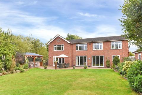 5 bedroom detached house for sale - Aston, Stone