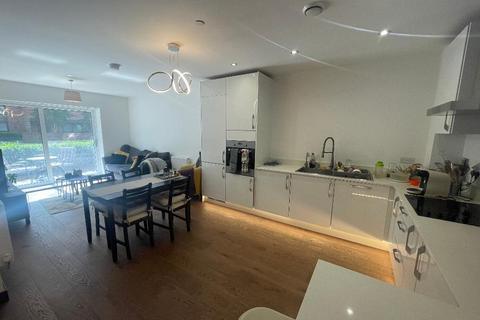 2 bedroom flat to rent - Avonside House, Fletton Quays, Peterborough, PE2 8ST