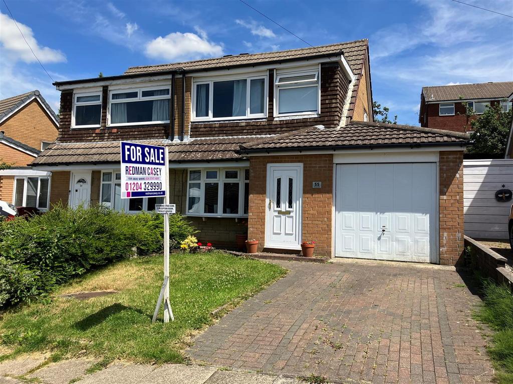 Pennine Road, Horwich, Bolton 3 bed semidetached house £230,000
