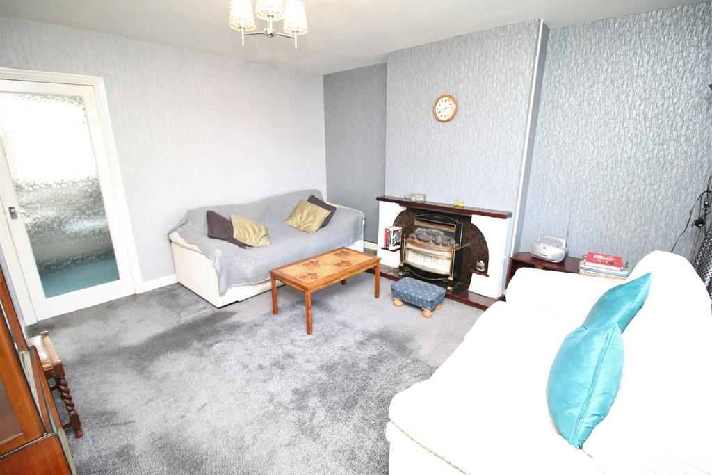 North Avenue, Bedworth 2 bed end of terrace house £175,000