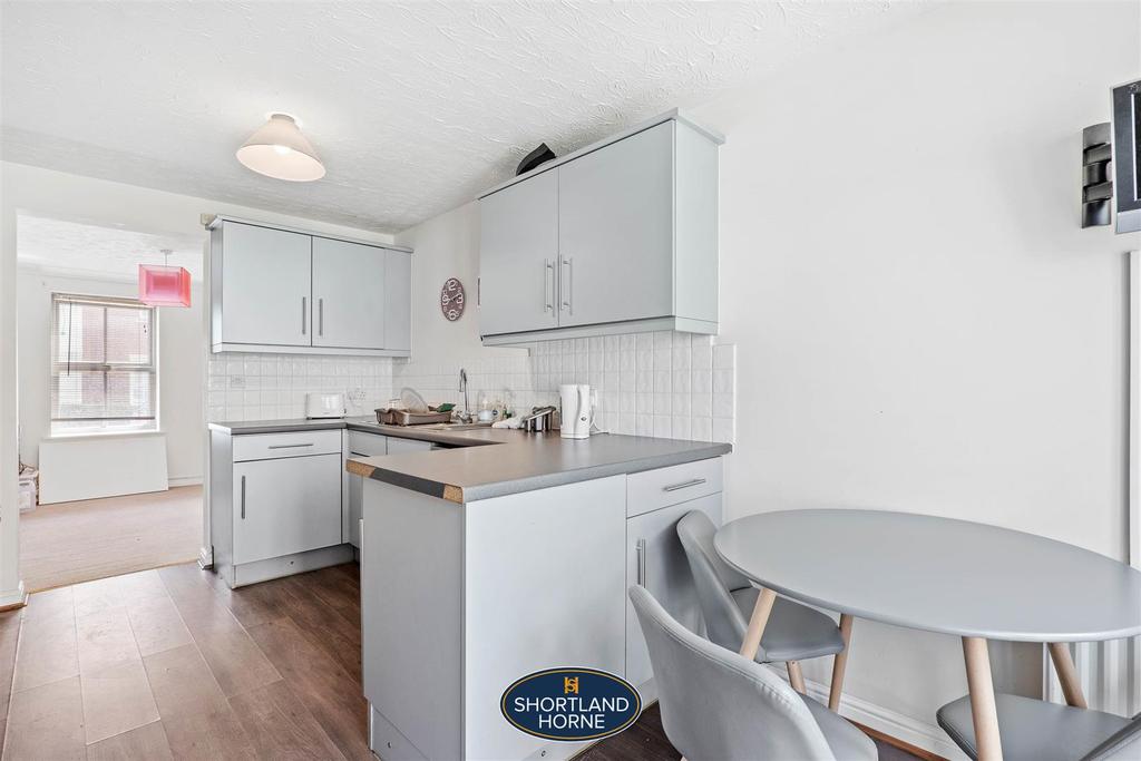 Beanfield Avenue, Finham, Coventry 4 bed townhouse £310,000