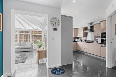 14 Bronze View, Coventry, CV4 8HR