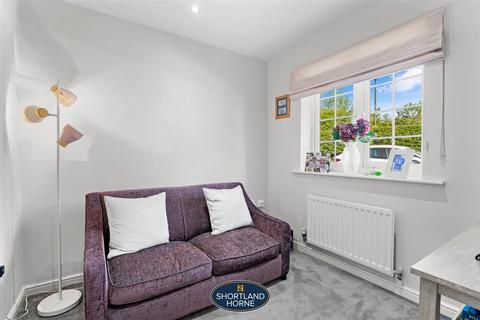 14 Bronze View, Coventry, CV4 8HR