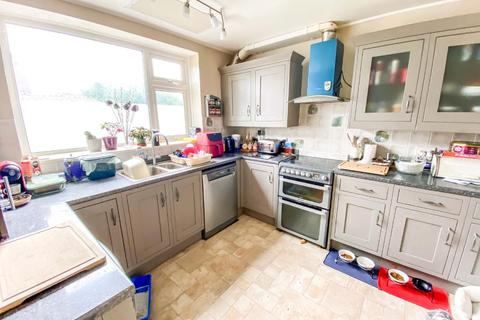 34 Hampton Road, Warwick, CV34 6JL