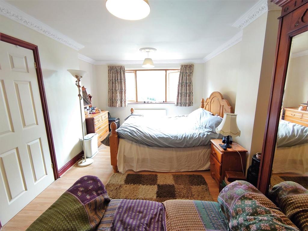 Master Bedroom.jpg