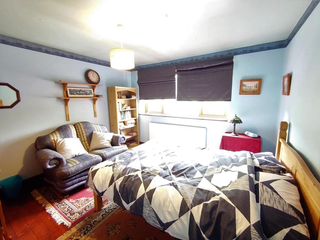 Bedroom 2.jpg