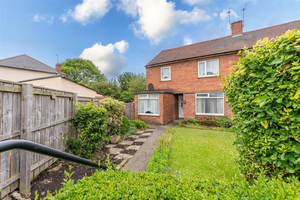 Jubilee Road, Gosforth, Newcastle... 3 bed semidetached house £190,000