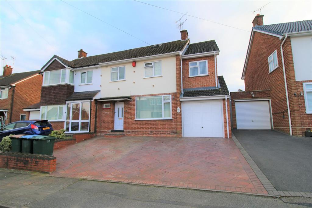 Stonebury Avenue, Eastern Green, Coventry 5 bed semidetached house £389,950