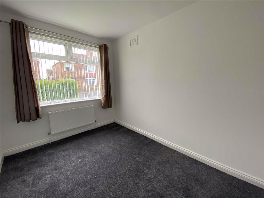 Deneholm, Wallsend 2 bed flat £495 pcm (£114 pw)