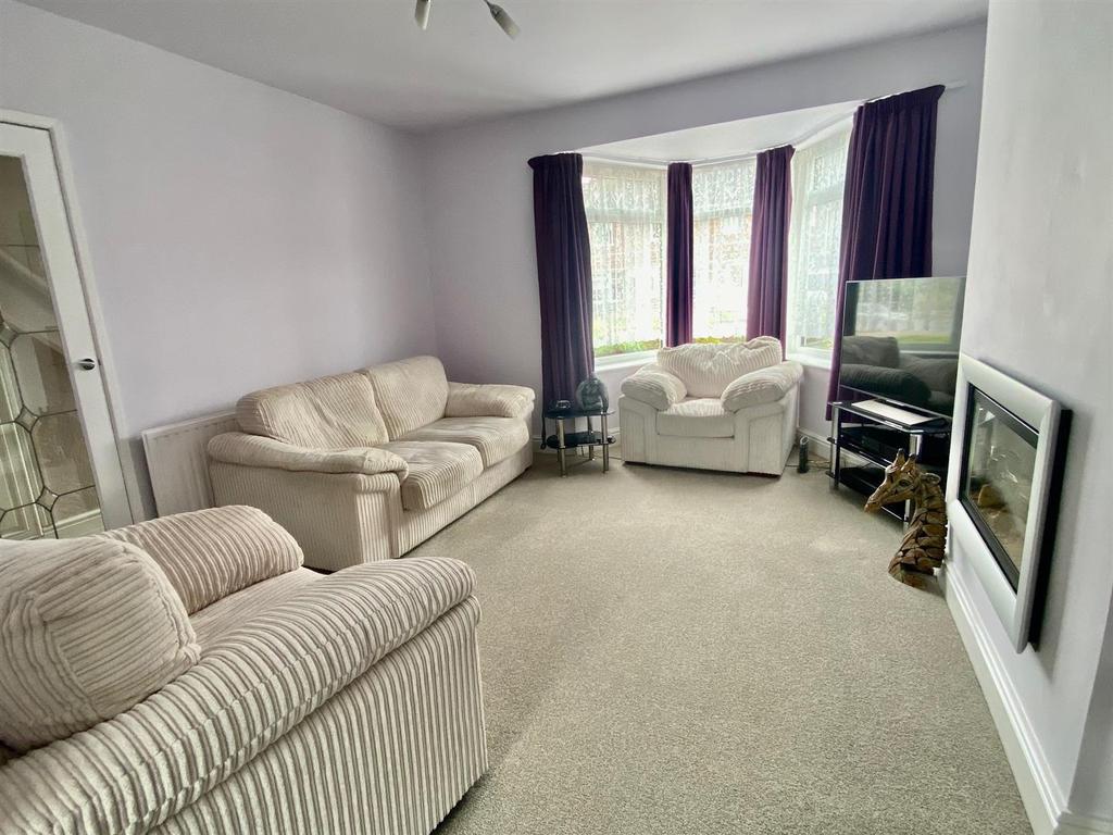 Marston Lane, Attleborough, Nuneaton 2 bed terraced house £170,000