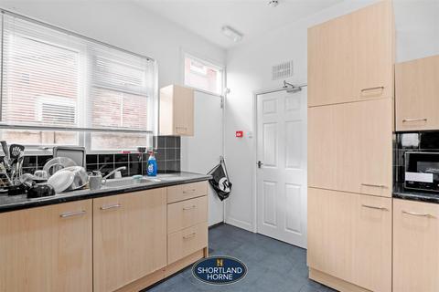 7 Grantham Street, Coventry, CV2 4FP