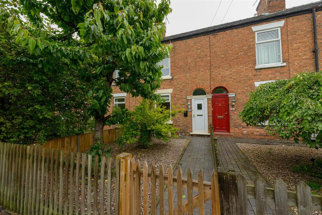 South Crofts, Nantwich 2 bed terraced house for sale £250,000