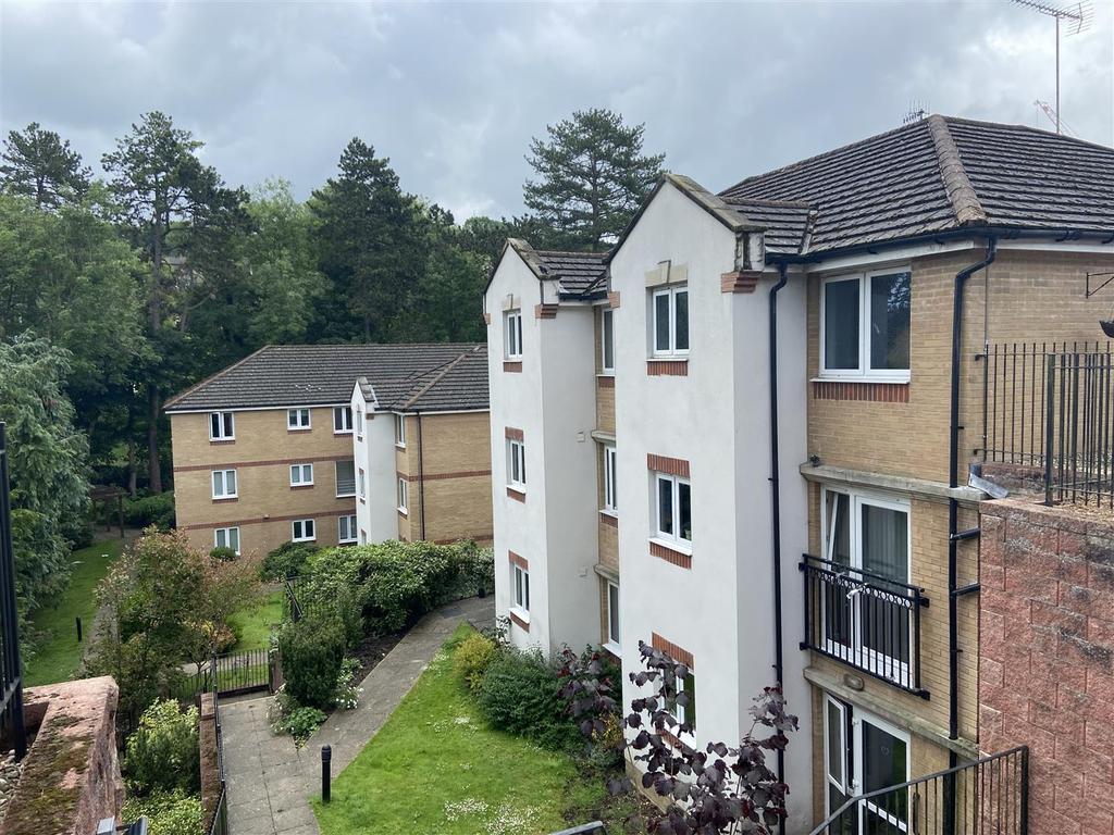 Stafford Road, Caterham 1 bed retirement property for sale £140,000