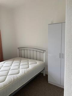 19 St George's Rd - balcony bedroom 2.jpg