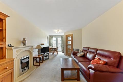 1 bedroom apartment for sale, Goodes Court, Baldock Road, Royston