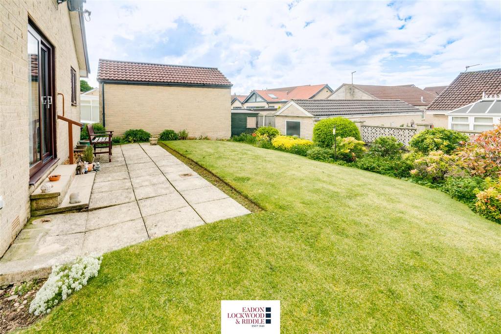 Rear Garden 1.jpg