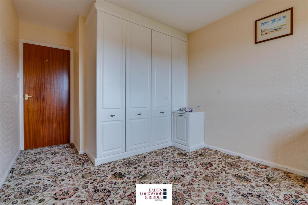 Bedroom 1-2.jpg