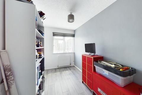 47 Dart Close, Rochester, ME2 2HE