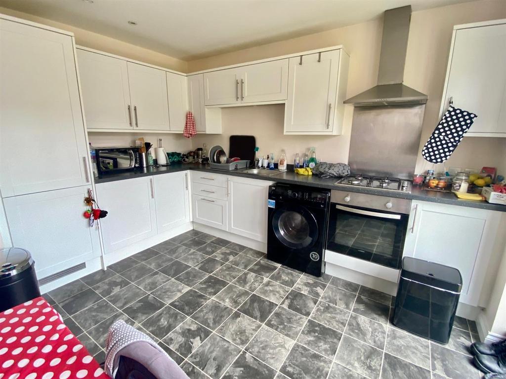Tuttle Hill, Nuneaton 2 bed detached bungalow £175,000