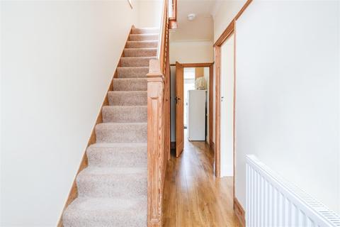 20 Balgonie Road, London, E4 7HL
