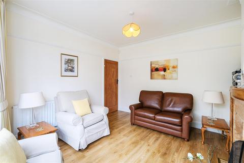 20 Balgonie Road, London, E4 7HL