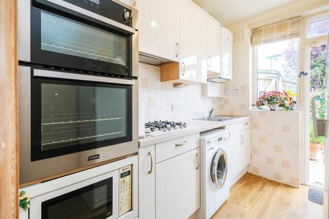 20 Balgonie Road, London, E4 7HL